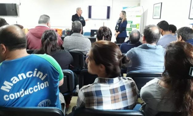 Taller de Alimentación Saludable en Sede Villa Domínico