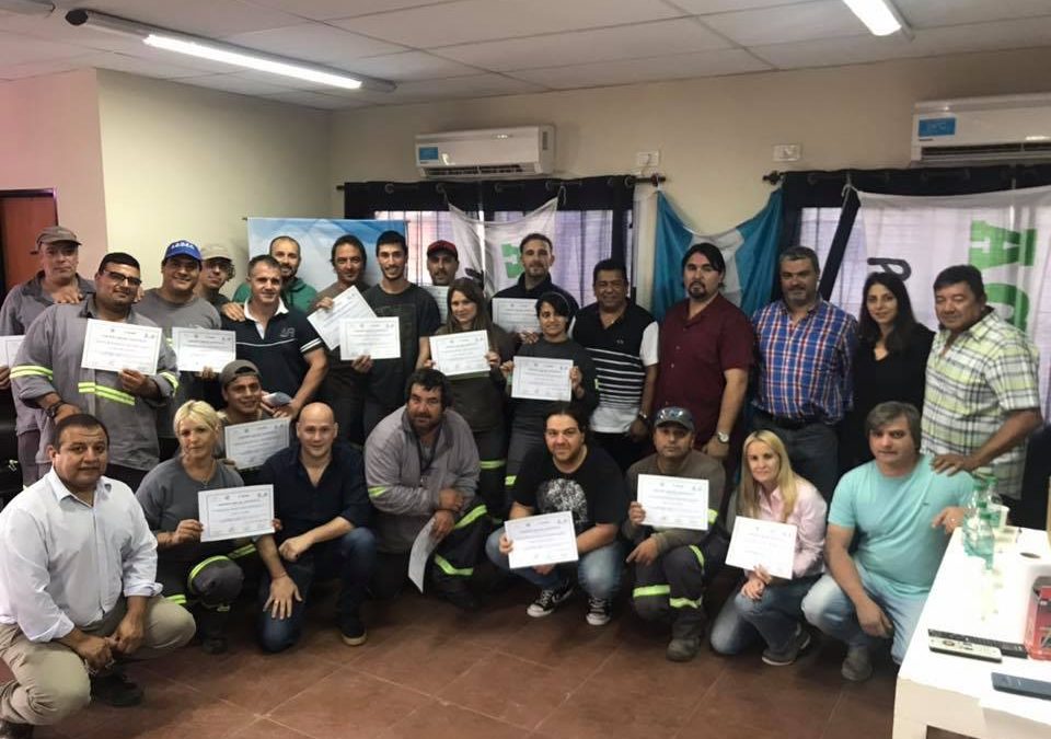 Entrega de diploma curso Primeros Auxilios RCP