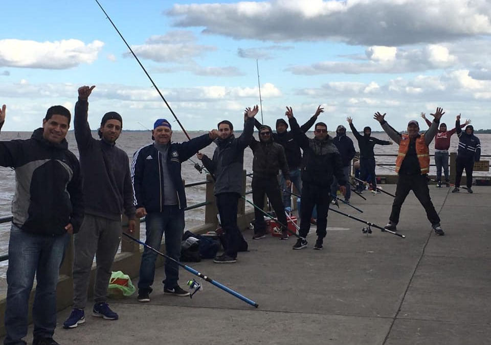 Jornada de pesca en el club Pejerrey de Quilmes