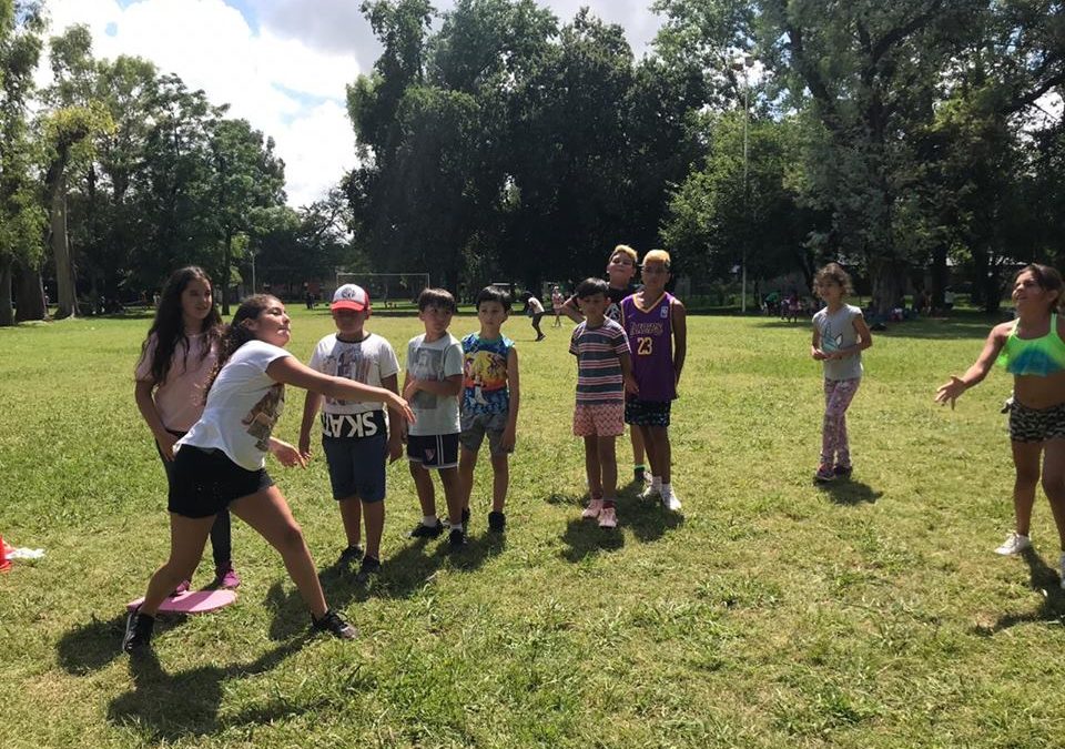 Pileta y manualidades en Colonia AGOEC