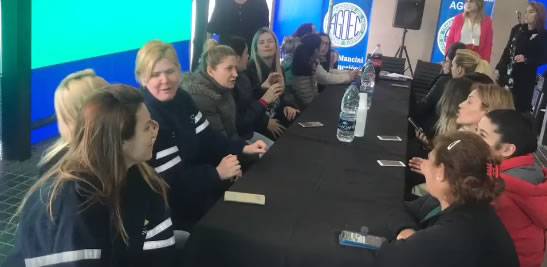 Charla Debate sobre los Beneficios de la Lactancia Materna