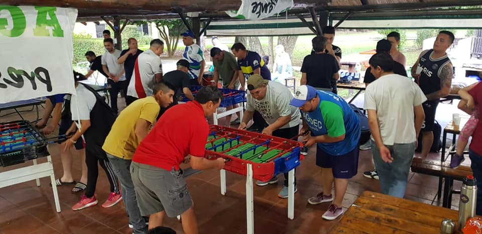 Quinta Vacarezza – Fútbol Tenis -Metegol- Ping pong