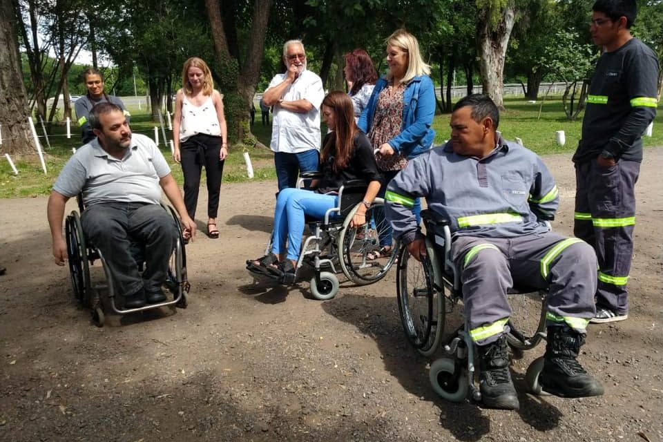 Taller por el *Día Internacional de las Personas con Discapacidad*