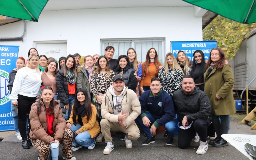 AGOEC concientiza en la Semana Internacional de Acción por la Salud de las Mujeres con un Reconocimiento Especial