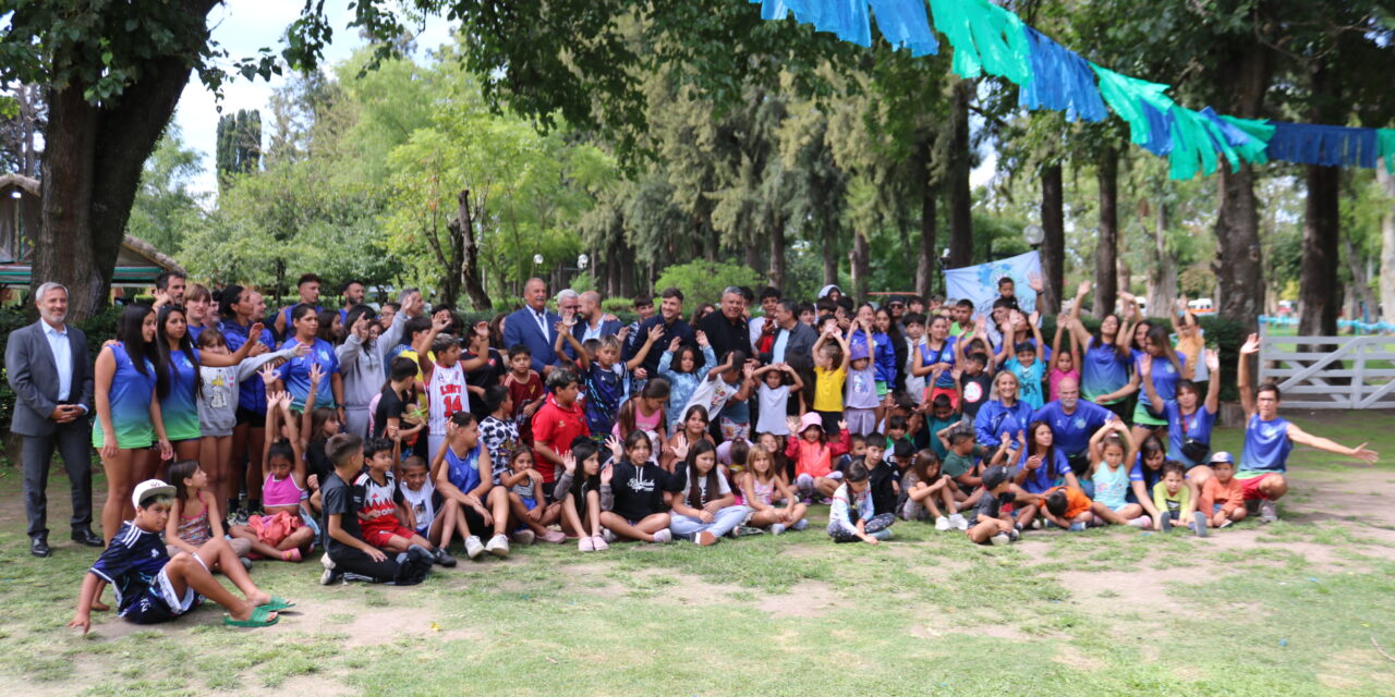 VISITA A LA QUINTA VACAREZZA: ENCUENTRO CON LOS CHICOS DE LA COLONIA AGOEC