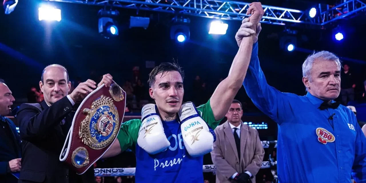 NOCHE DE BOX EN LA FAB: ALAN CHAVES RETUVO EL TÍTULO LATINO DE LA OMB 🥊