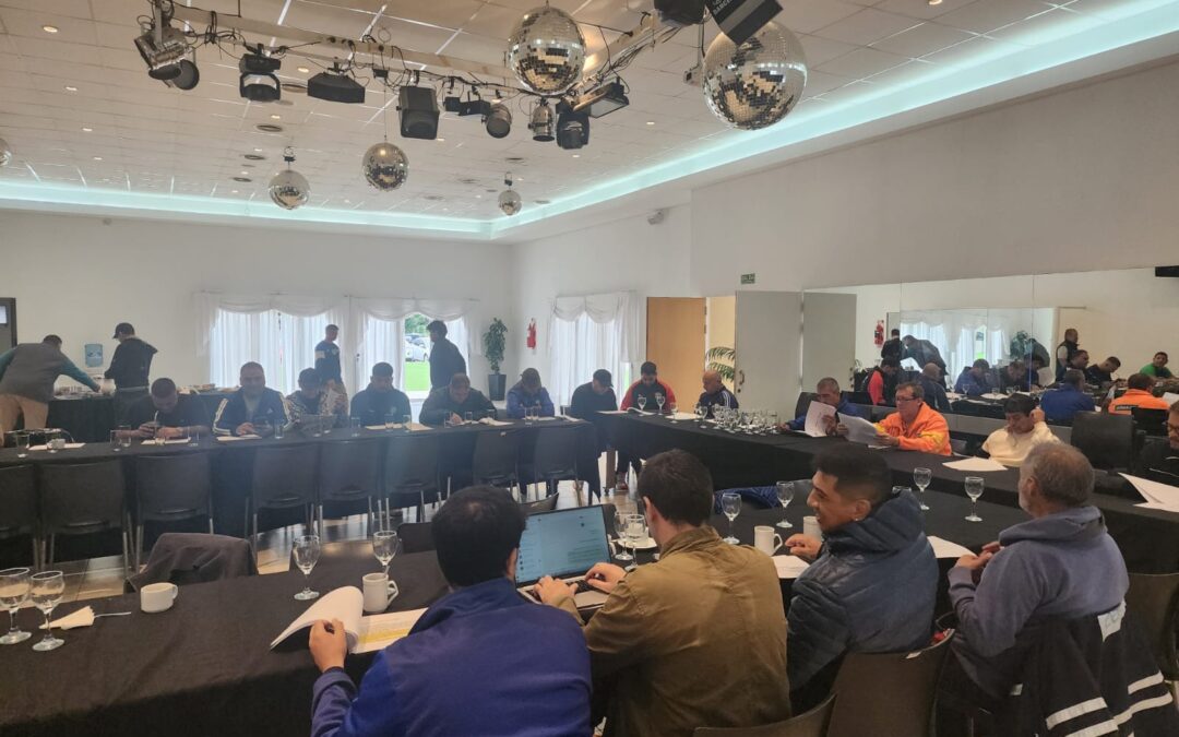 REUNIÓN INFORMATIVA CON DELEGADOS SOBRE LA NUEVA LEY DE MODERNIZACIÓN LABORAL